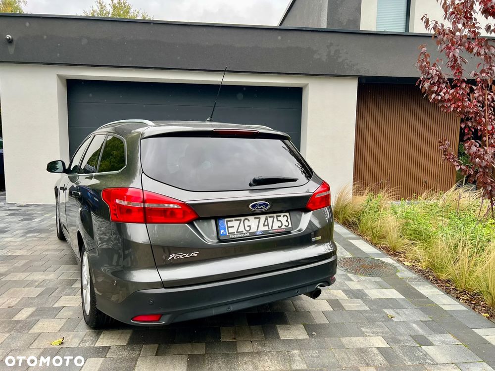 Ford Focus 1.5 EcoBoost Titanium ASS - 6