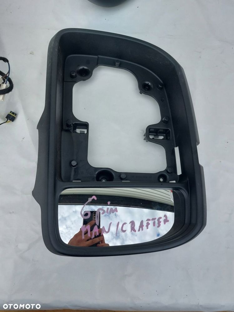 KOMPLETNE LUSTERKO PRAWE MAN TGE VW CRAFTER II 6 - 8