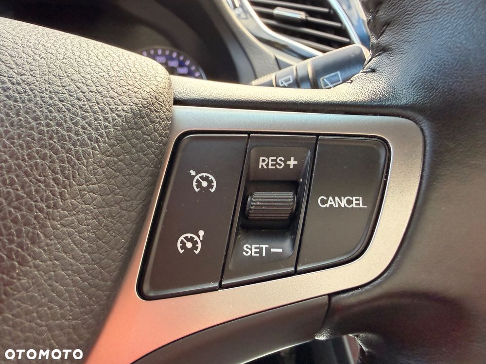 Hyundai i40 i40cw 1.7 CRDi Automatik Fifa World Cup Edition - 29