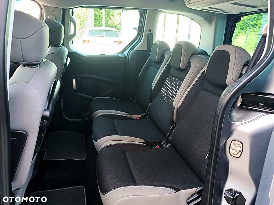 Citroën Berlingo Multispace VTi 120 Exclusive - 28