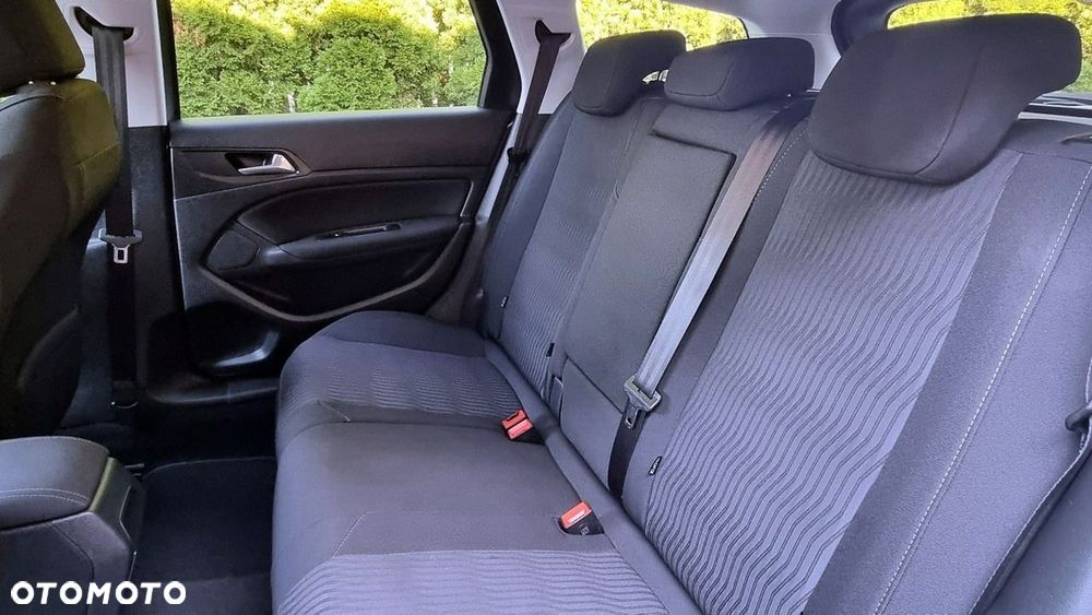 Peugeot 308 - 15