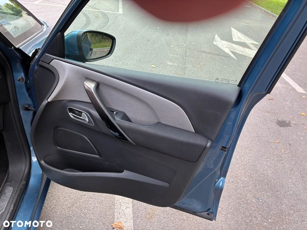 Citroën C4 Picasso - 11