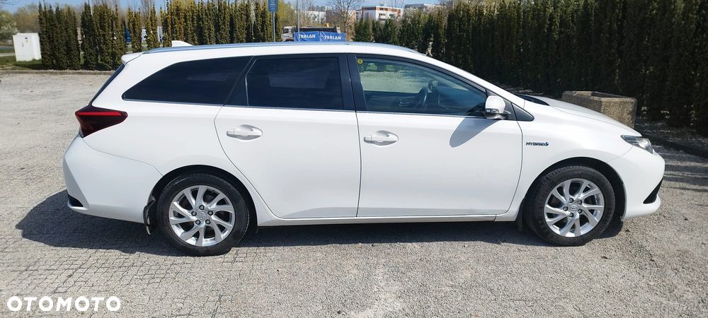 Toyota Auris - 5