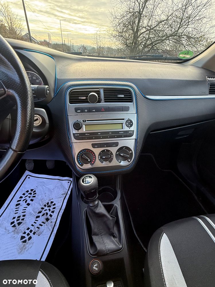 Fiat Grande Punto 1.4 8V Feel - 26