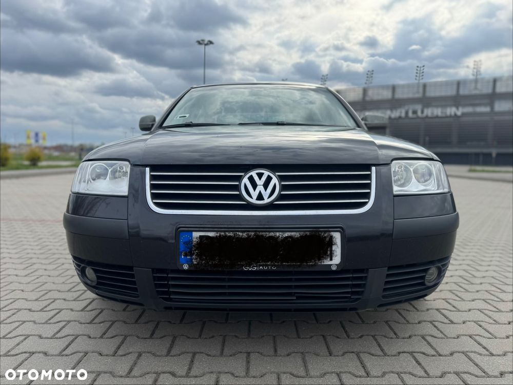 Volkswagen Passat 2.8 V6 4Mot Comfortline - 11