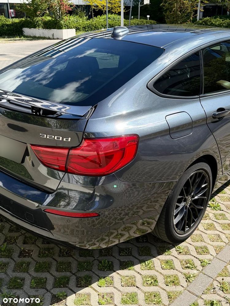 BMW Seria 3 320d xDrive Sport Line - 35