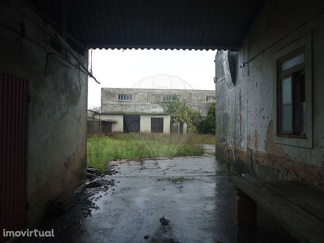 Moradia T4 para venda - Grande imagem: 2/11