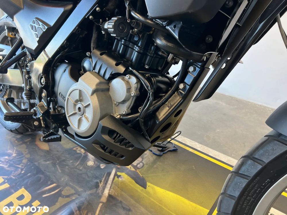 BMW G - 27