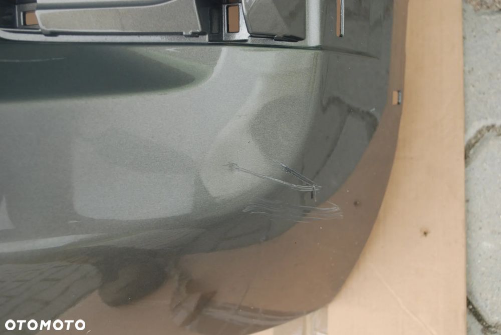 TOYOTA HILUX VIII INVINCIBLE 20- Zderzak Przedni Przód - 13