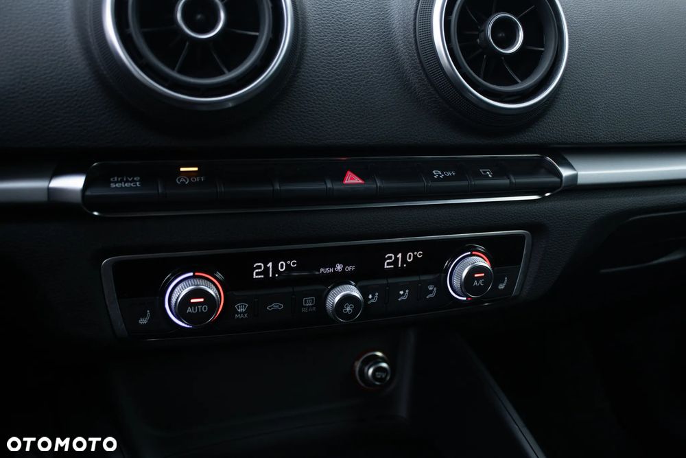 Audi A3 Sportback 1.4 TFSI Ambition - 30
