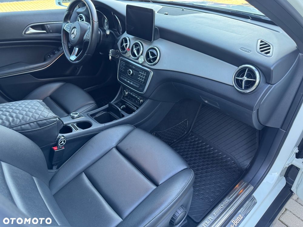 Mercedes-Benz GLA 220 d 7G-DCT Activity Edition - 22
