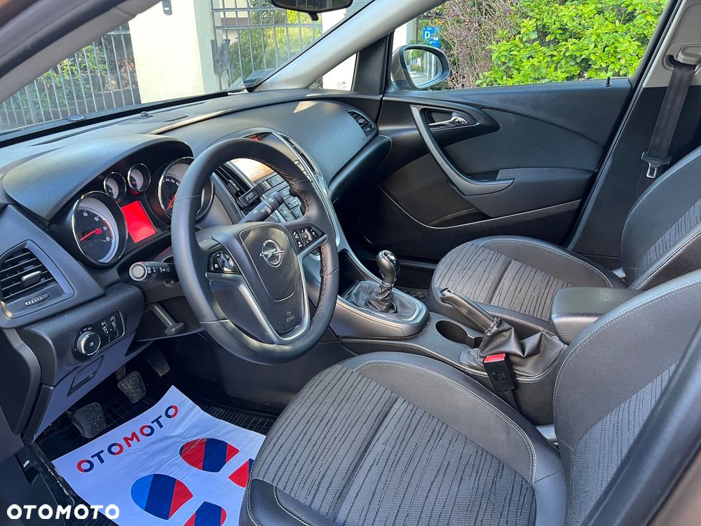 Opel Astra 1.4 T Cosmo S&S - 20