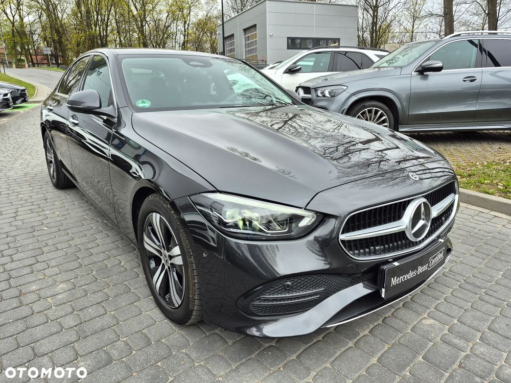 Mercedes-Benz Klasa C 200 d mHEV - 14