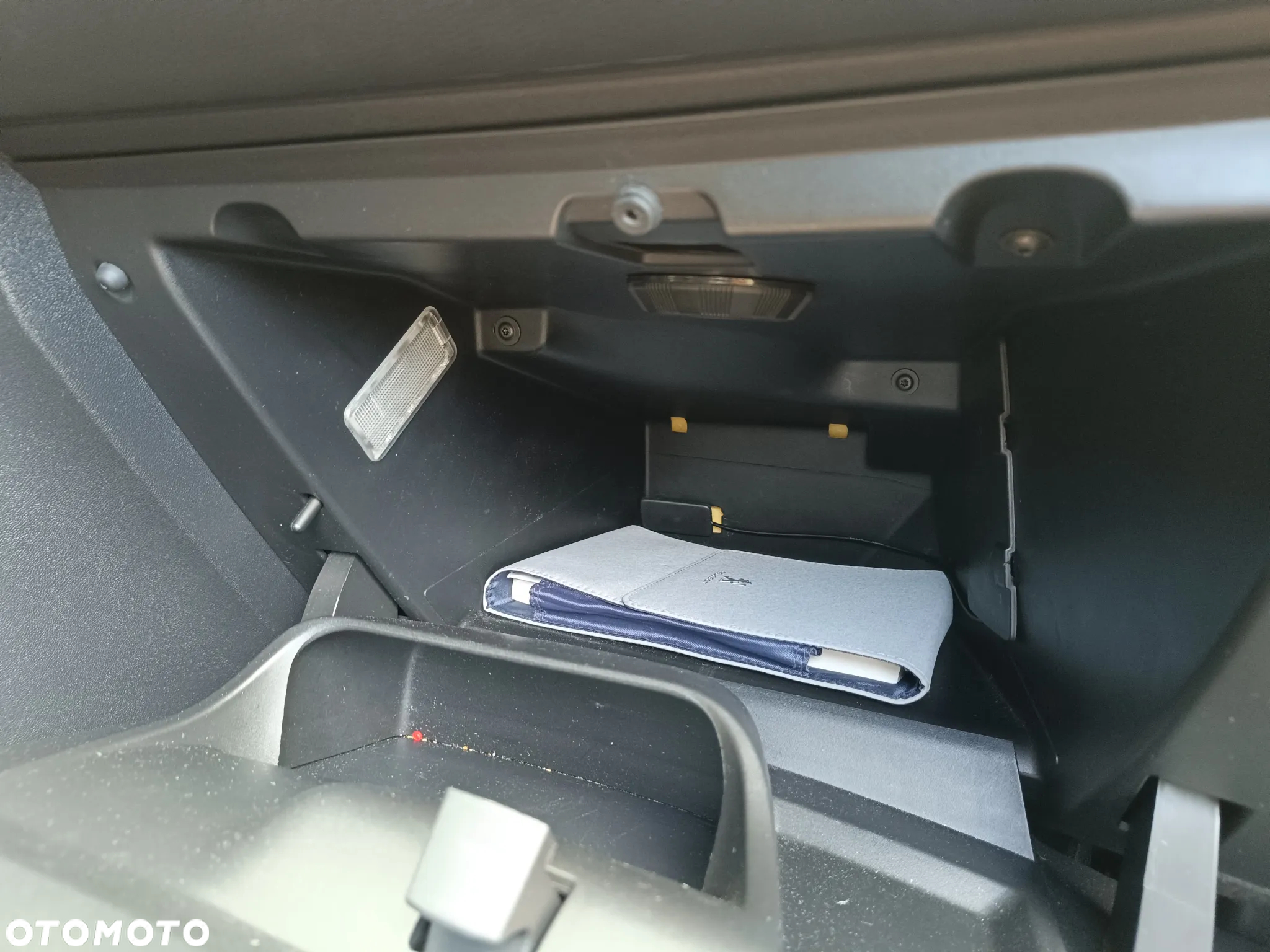 Peugeot 208 1.6 e-HDi Allure STT - 30