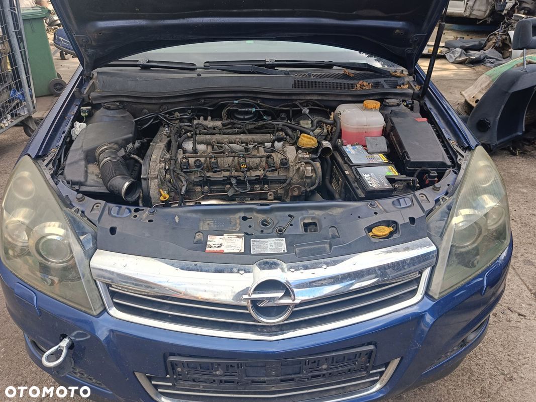 OPEL ASTRA H 1,9CDTI SKRZYNIA BIEGÓW MZ4 M32 - 1