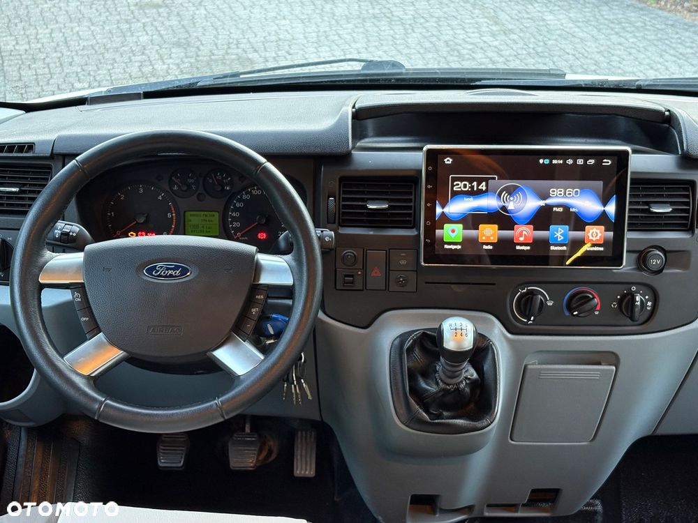 Ford transit - 18