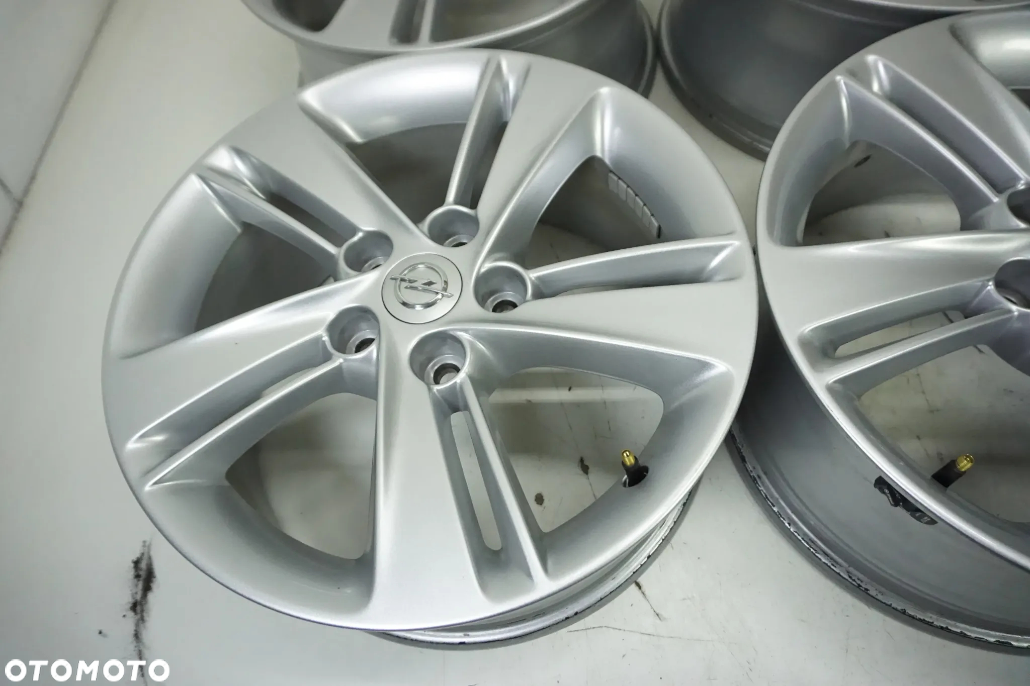 FELGI ALUMINIOWE 17 OPEL ASTRA J INSIGNIA B ZAFIRA ANTARA CHEVROLET ORLANDO CRUZE CAPTIVA VOLT  5X115 CZUJNIKI - 7