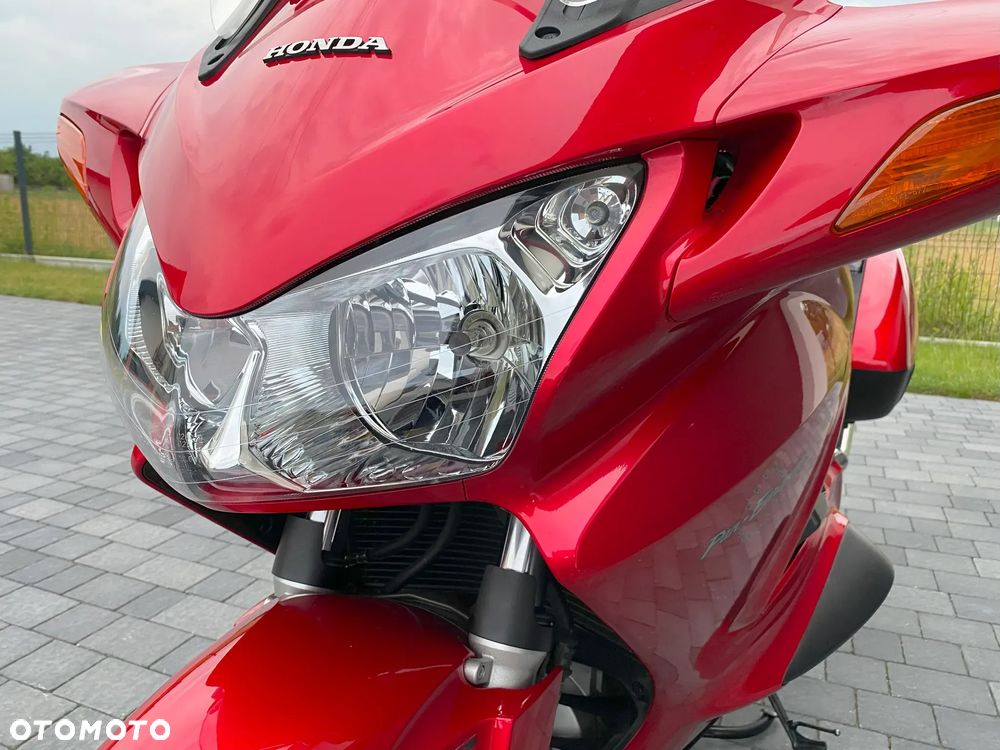 Honda ST - 30