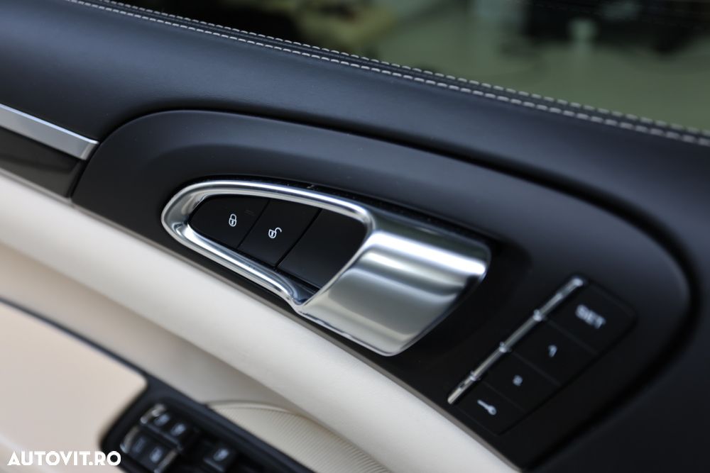 Porsche Cayenne 3.6 L GTS - 27