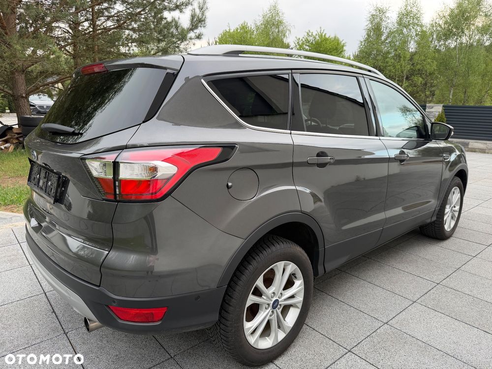 Ford Kuga - 4