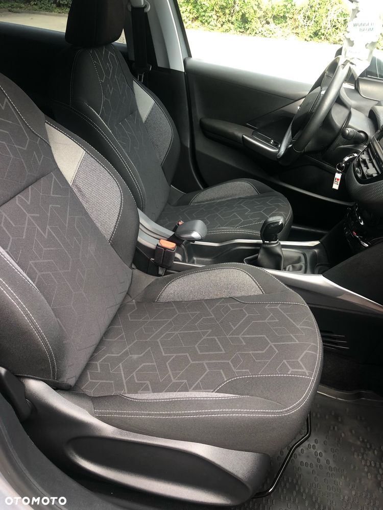 Peugeot 2008 1.2 Pure Tech Active S&S - 20