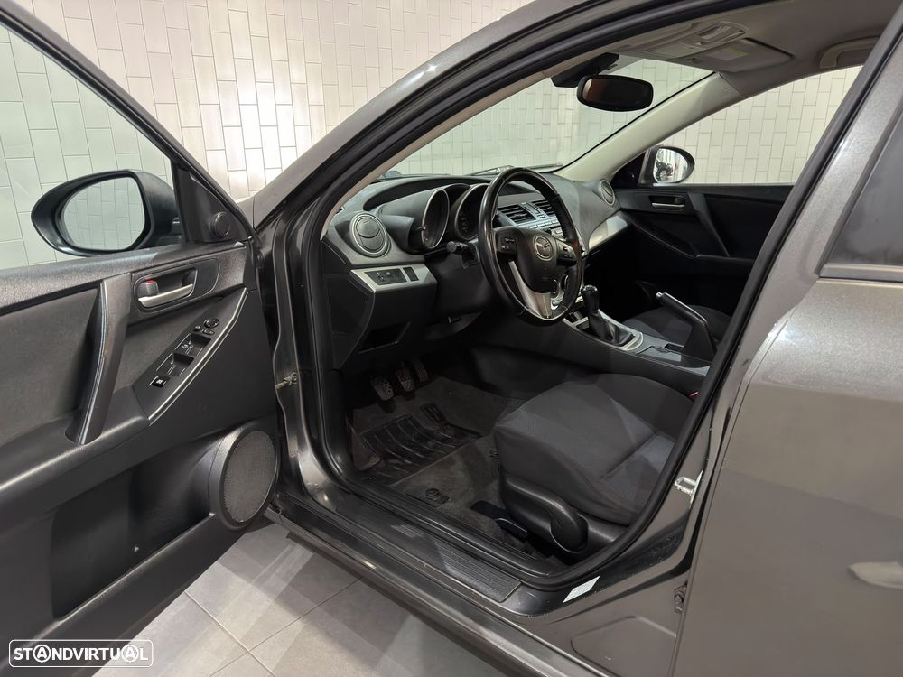 Mazda 3 Hatchback MZ-CD 1.6 Comfort - 8