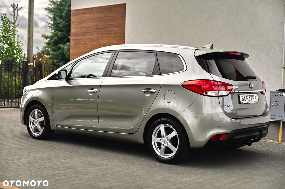Kia Carens 1.6 GDI Attract - 7