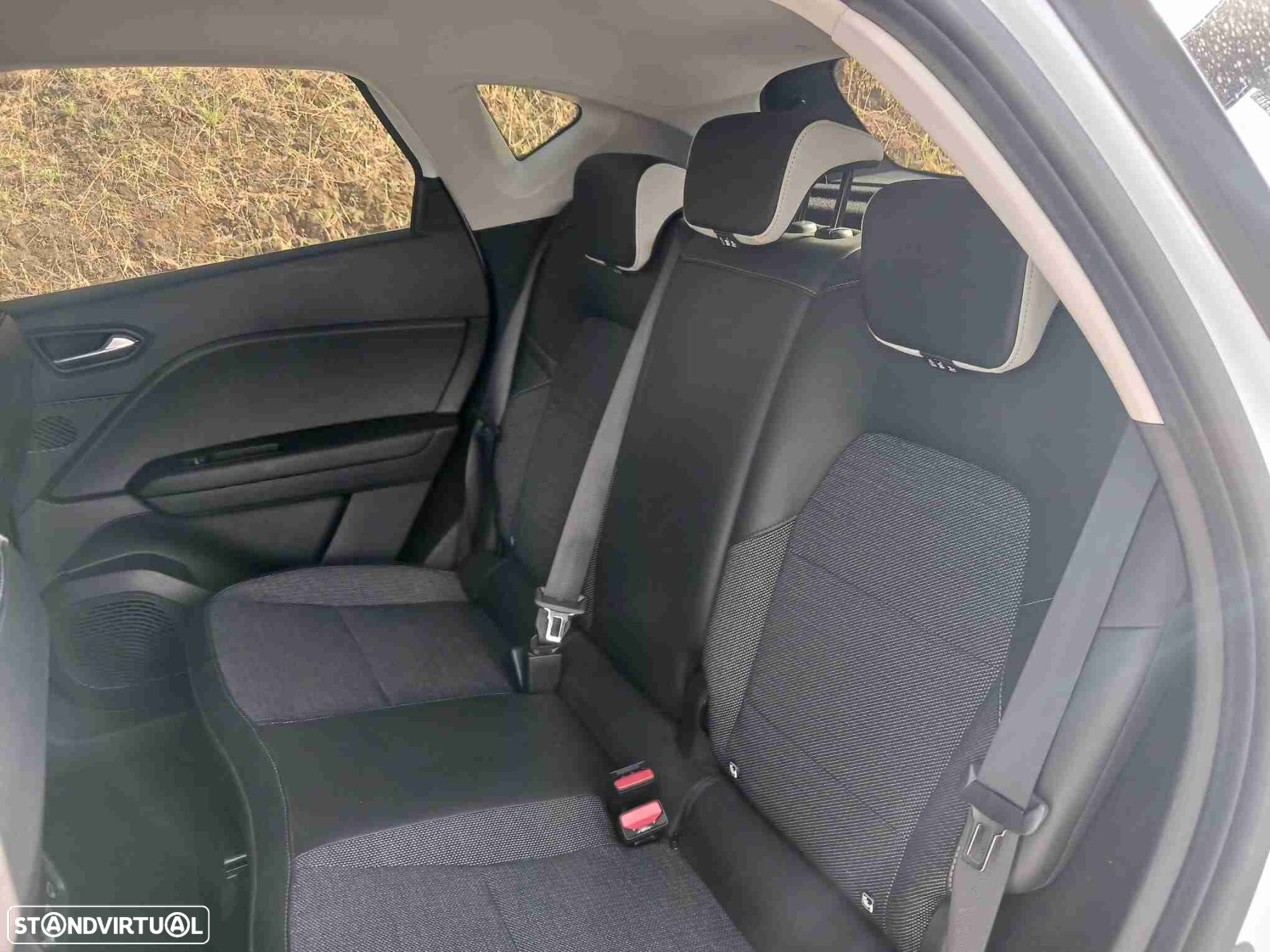 Renault Captur 1.0 TCe Techno - 17