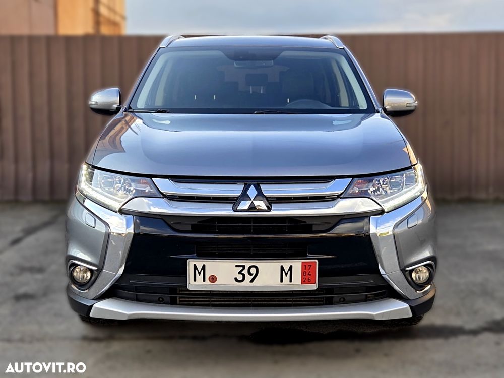 Mitsubishi Outlander 2.2 DI-D 4WD Automatik Diamant Edition+ - 3