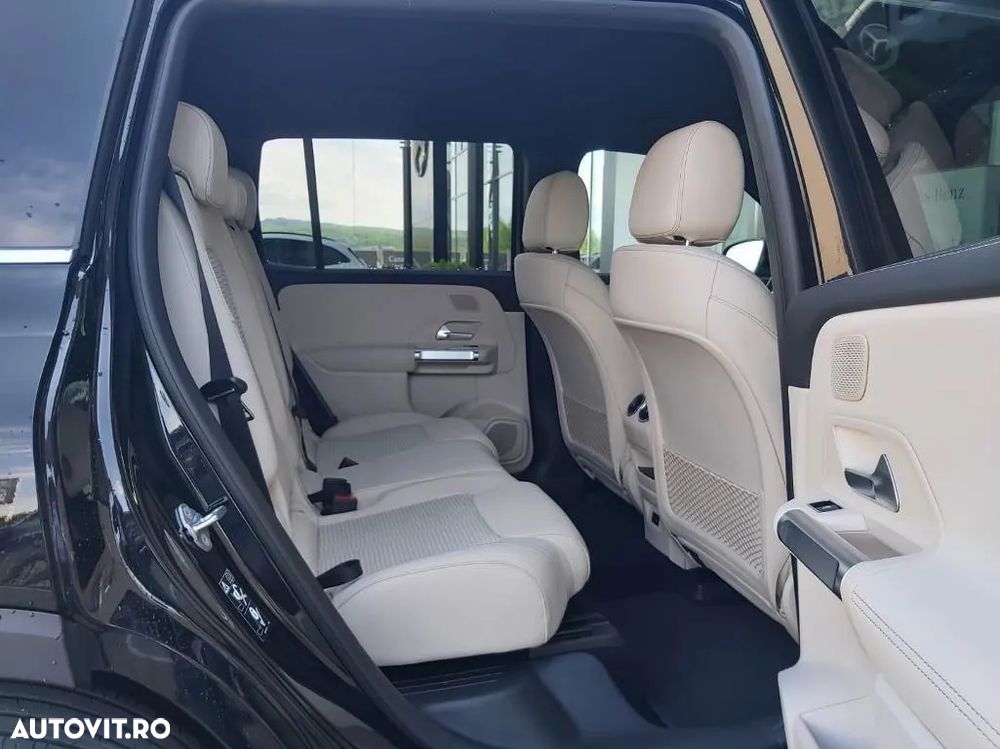 Mercedes-Benz EQB 300 4MATIC - 6