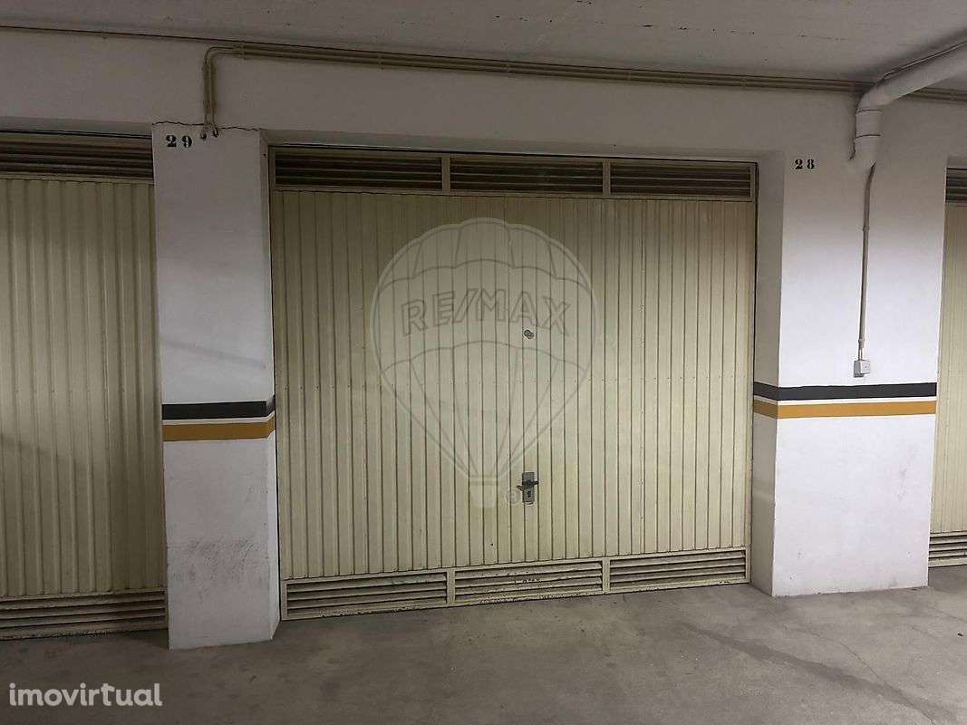 Garagem  para arrendamento - Grande imagem: 2/5