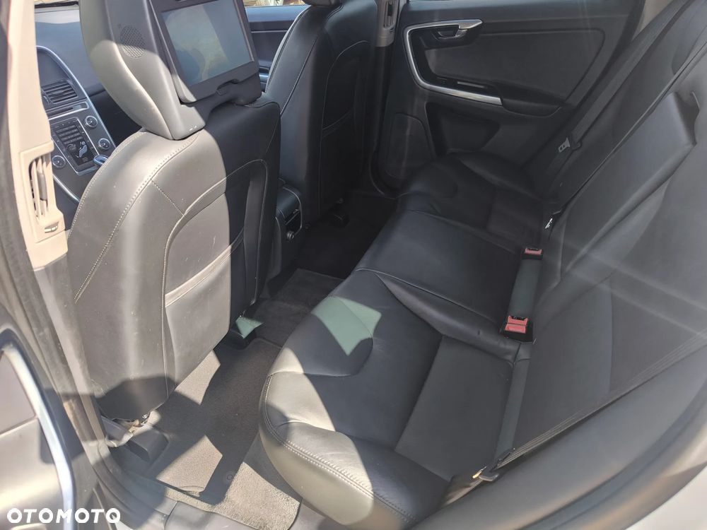 Volvo XC 60 - 18