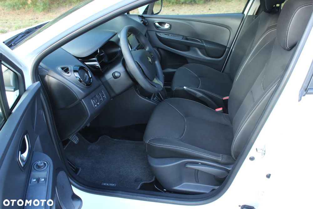 Renault Clio - 27