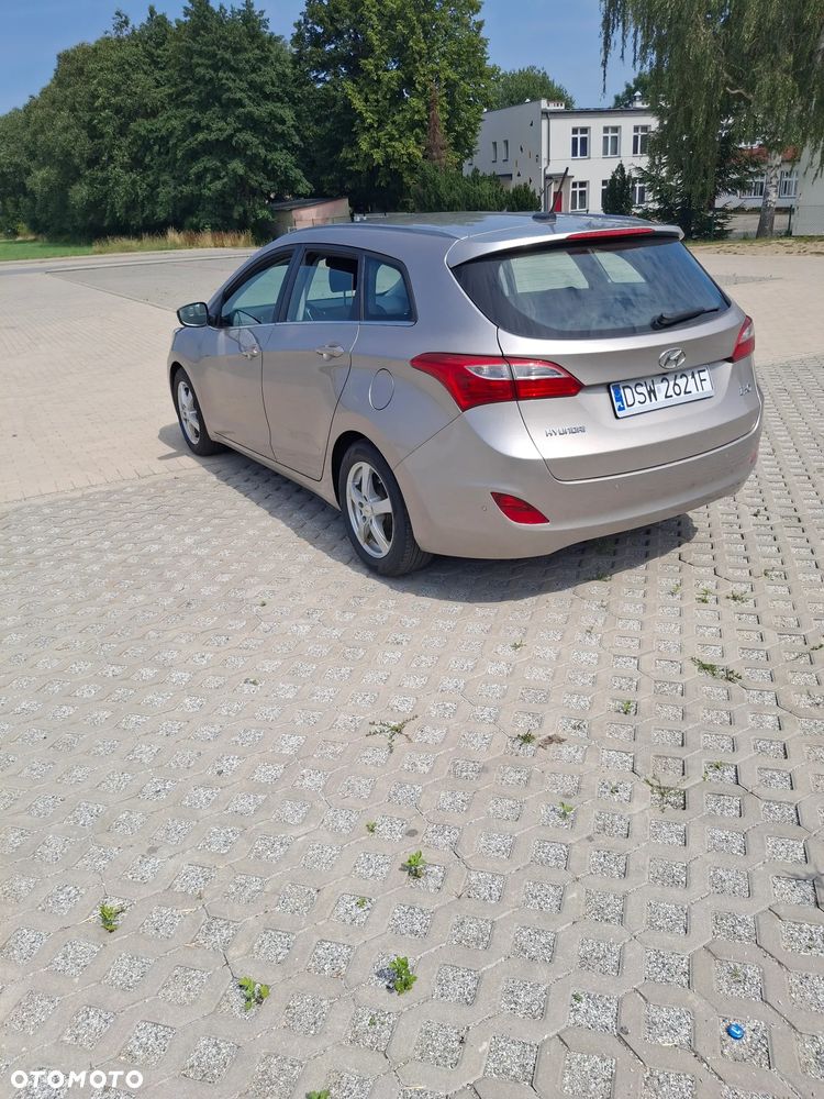 Hyundai i30 1.4 Family - 3