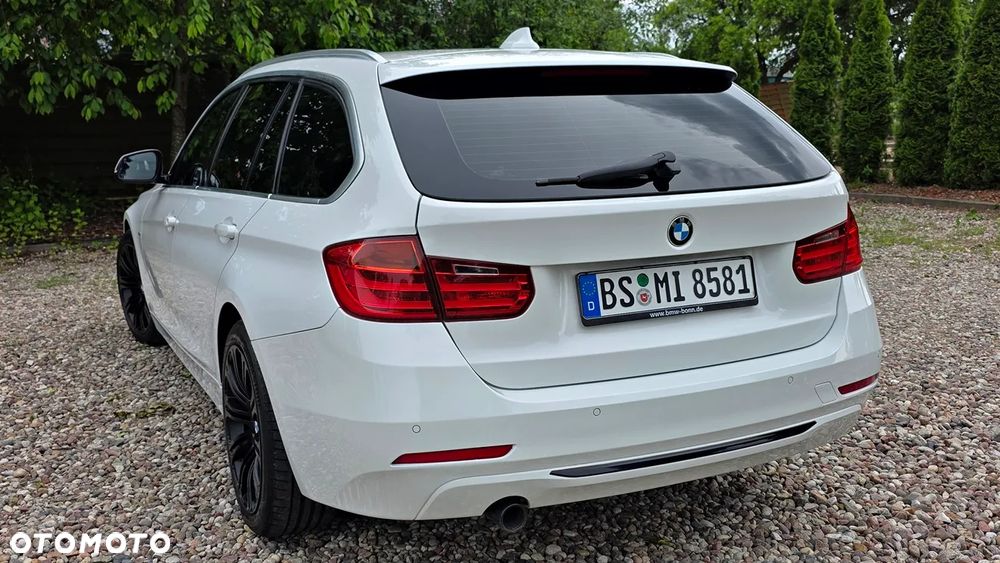 BMW Seria 3 318d Blue Performance Sport Line - 7