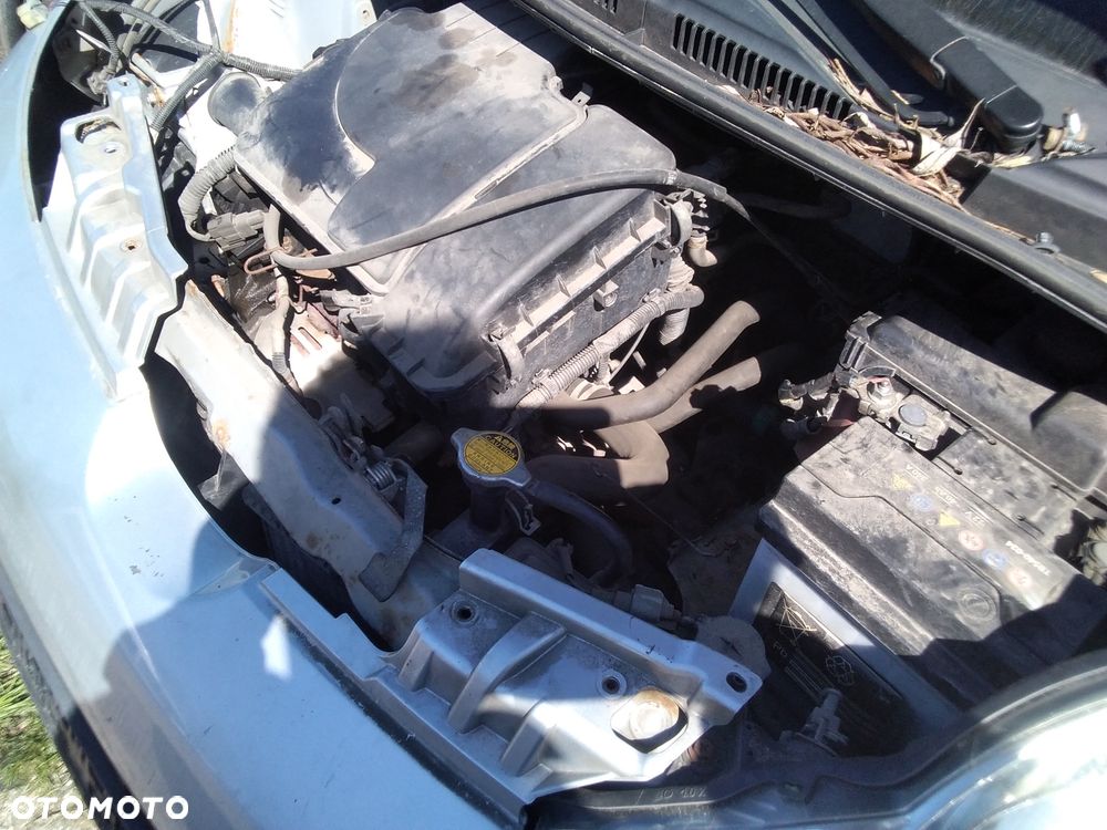 Klapa bagażnika  PEUGEOT 107 1.0B 07R zderzaki, drzwi, lampy.... - 4