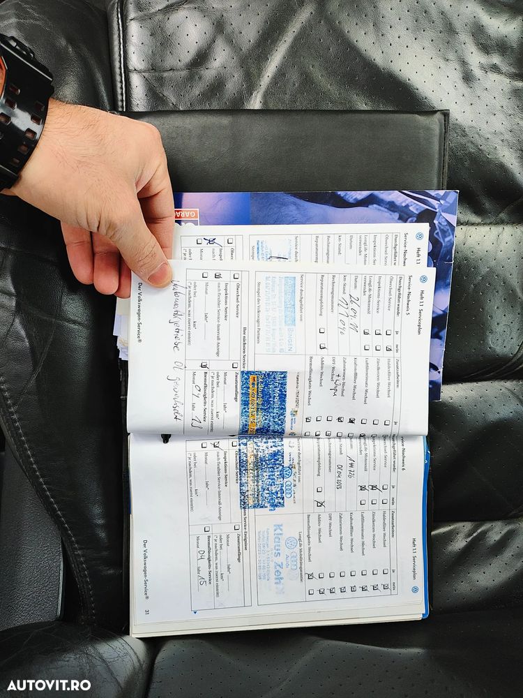 Volkswagen Passat - 13