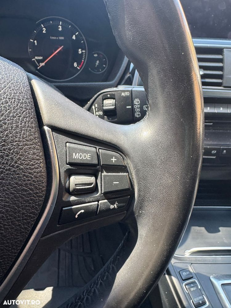 BMW Seria 3 320d xDrive AT - 16