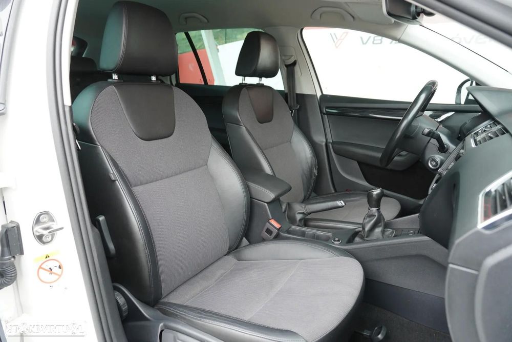 Skoda Octavia Break 1.6 TDI (Green tec) Style - 15