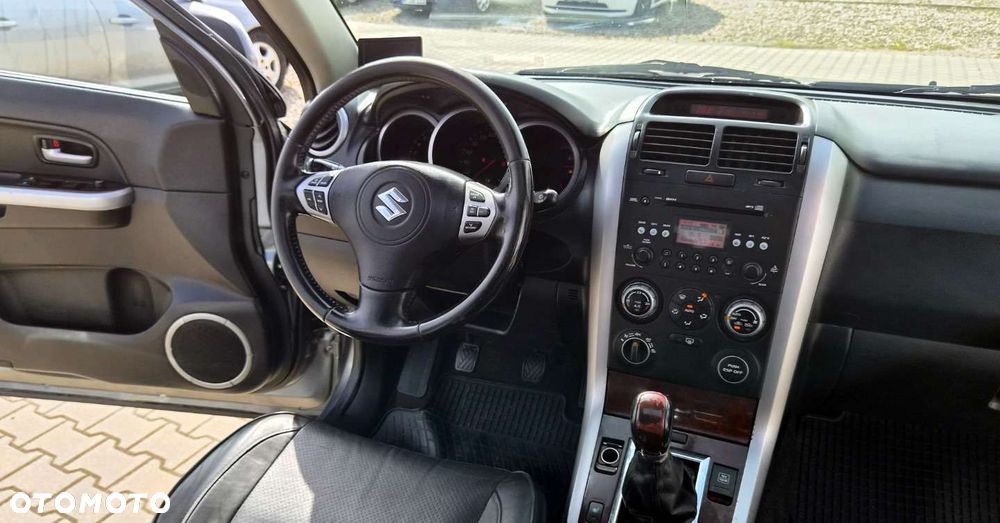 Suzuki Grand Vitara - 5