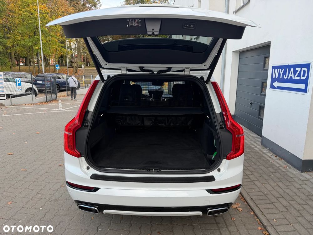 Volvo XC 90 D5 AWD Geartronic RDesign - 30