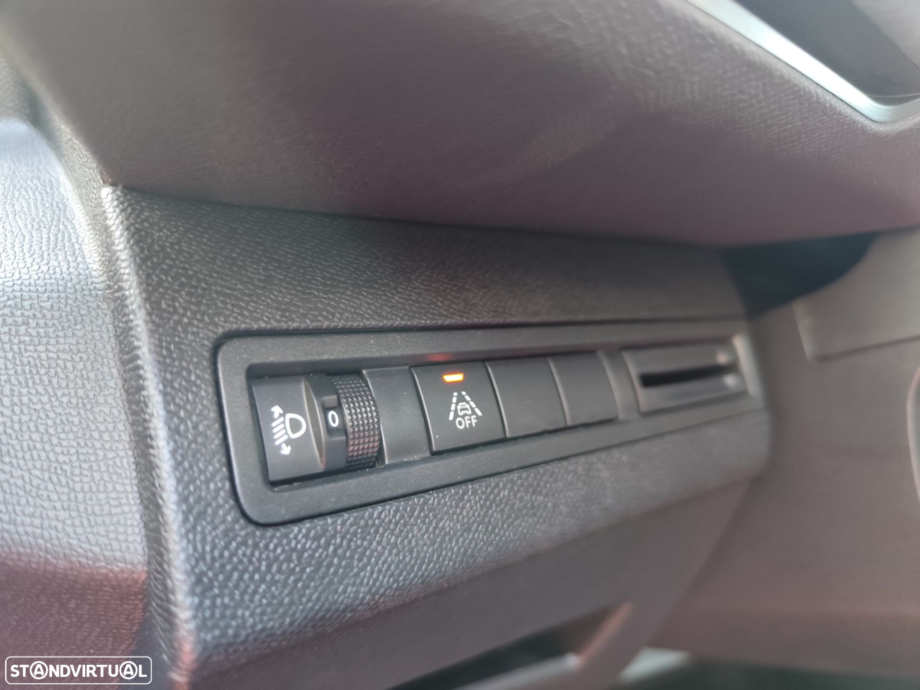 Peugeot 5008 1.2 PureTech Allure Pack EAT8 - 23