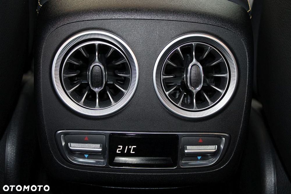 Mercedes-Benz AMG GT - 32