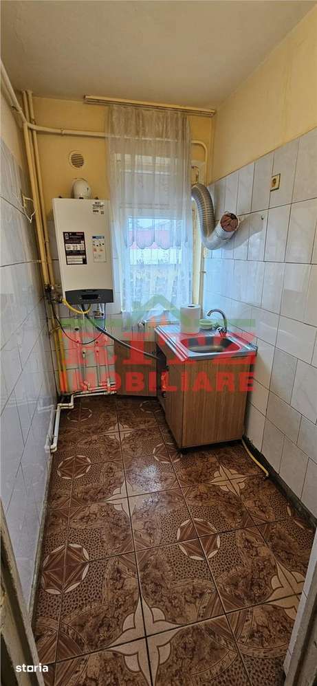 NOU! Ap. 3 cam., et.2, decom., zona Gara! - Imagine principală: 5/10