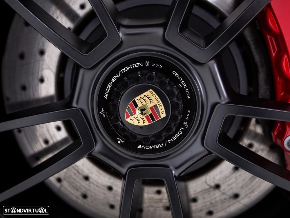 Porsche 911 (992) Carrera 4 GTS PDK - 20