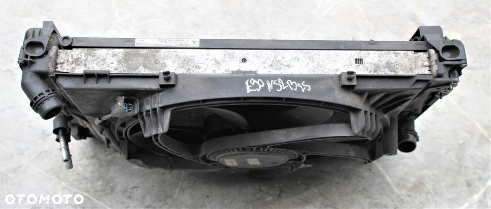 PAS PRZEDNI CHŁODNICE BMW E90 E91 2.5B 3.0B N52B30 - 7