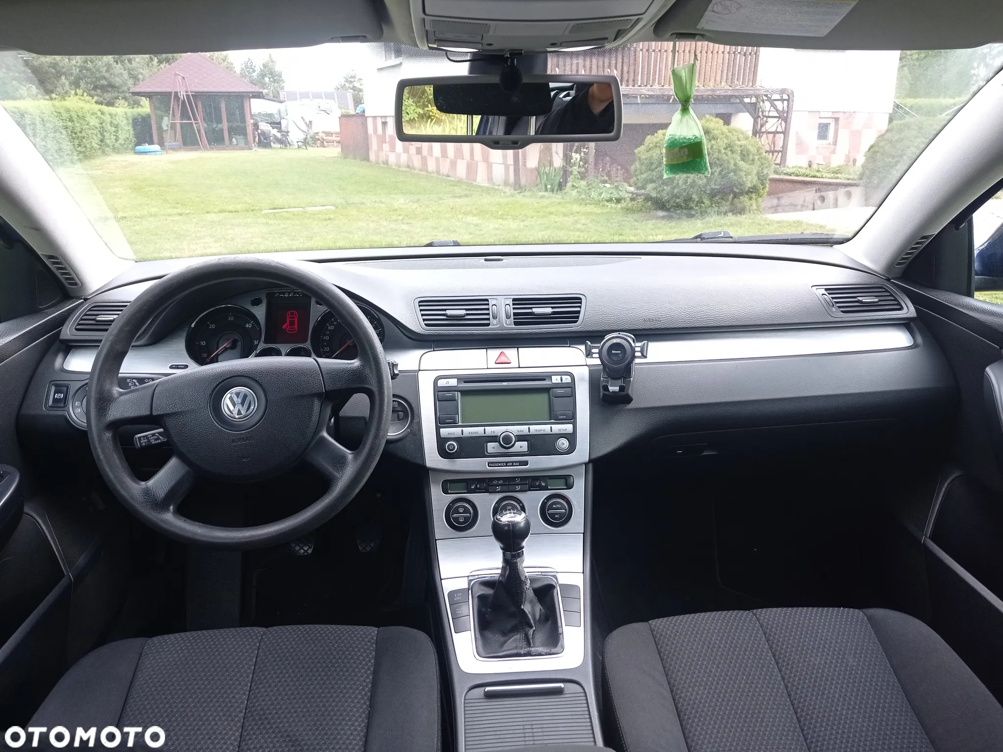 Volkswagen Passat - 10