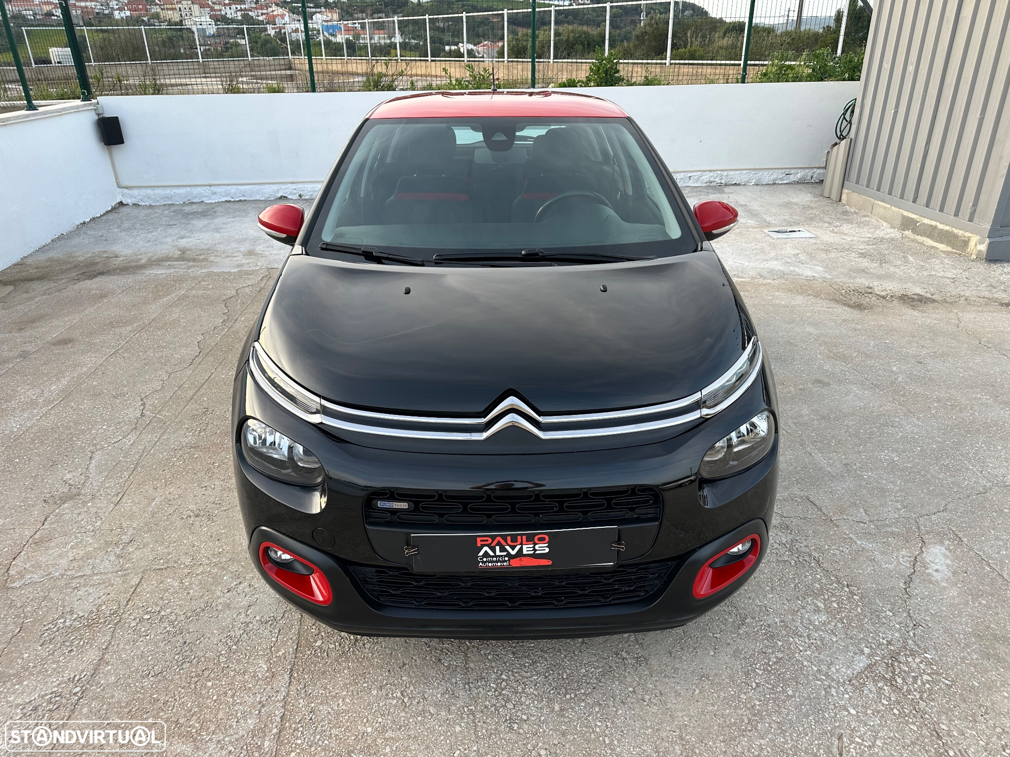 Citroën C3 1.2 PureTech Shine - 33