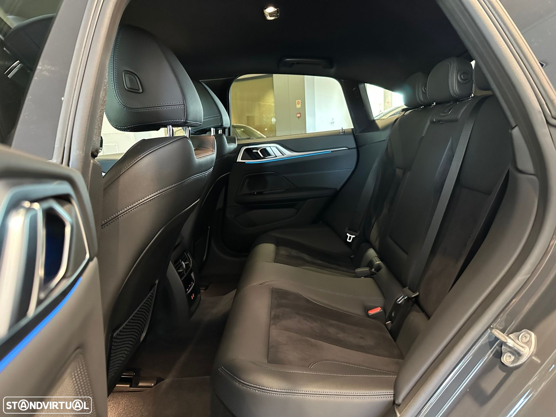 BMW i4 eDrive40 Desportiva M - 24