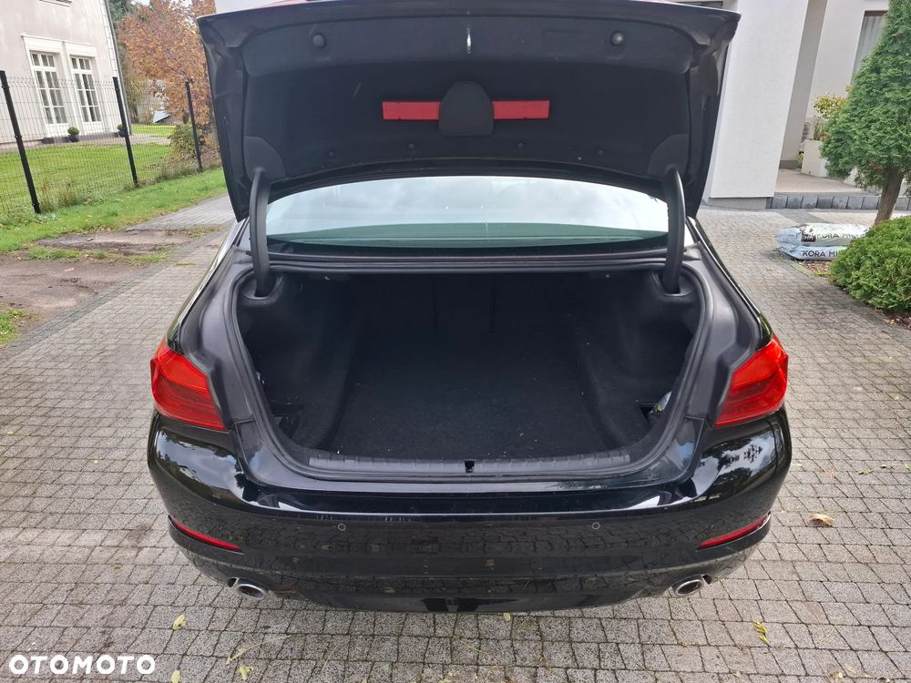 BMW Seria 5 518d - 9